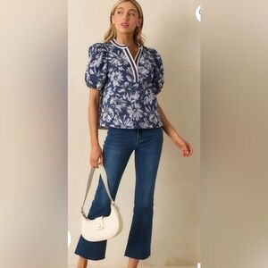 NWT Entro A Good Sign Navy Floral Top Small